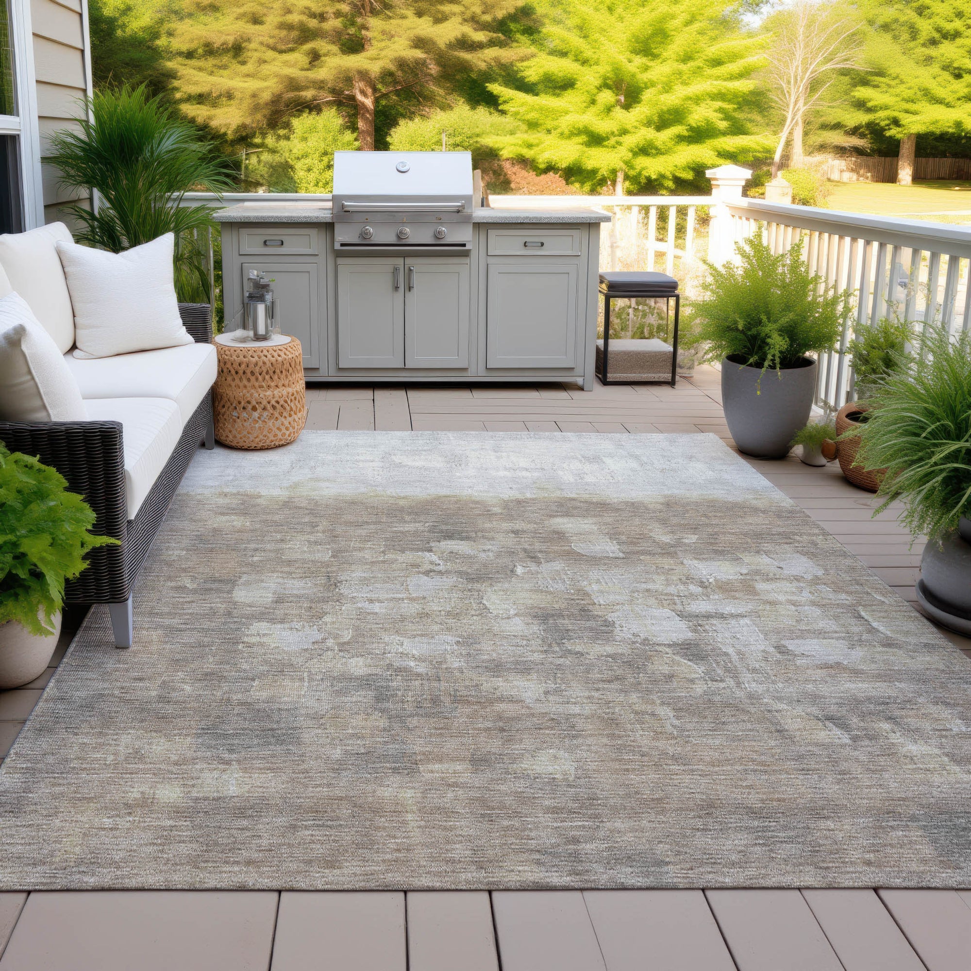 8' X 10' Taupe And Silver Abstract Washable Indoor Outdoor Area Rug-2